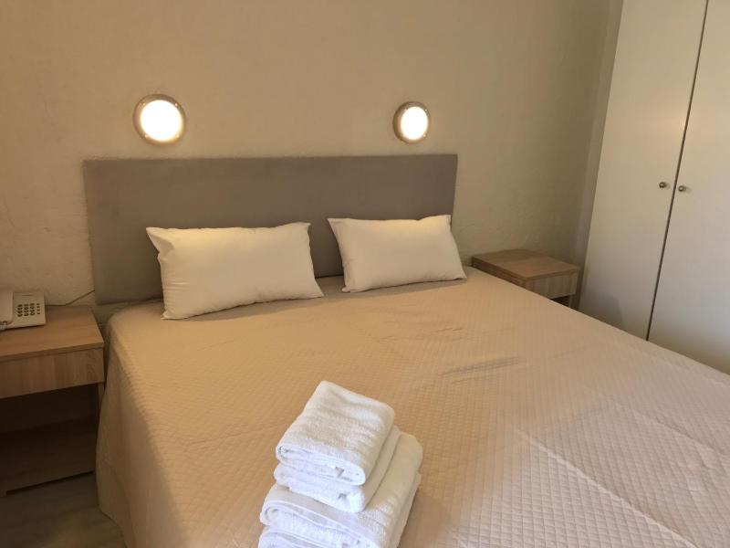 Standard Double Room image 4