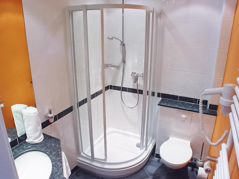 Standard Single Room image 2