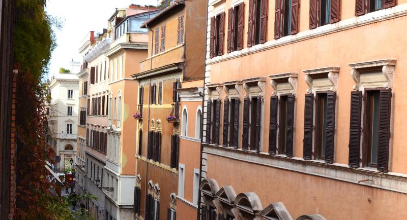 Condotti Rooms - image 12
