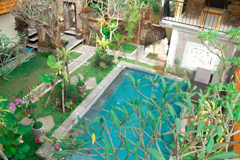 Kubu Loris Residence - image 9