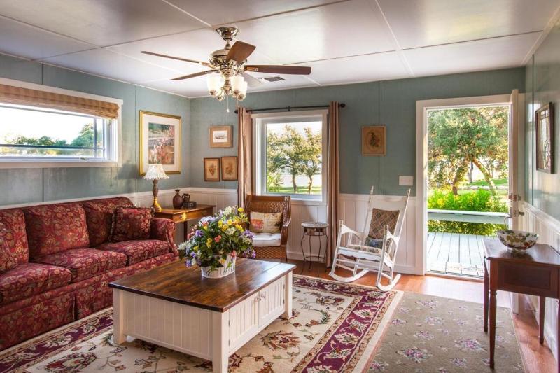 Luxury Quadruple Room image 4