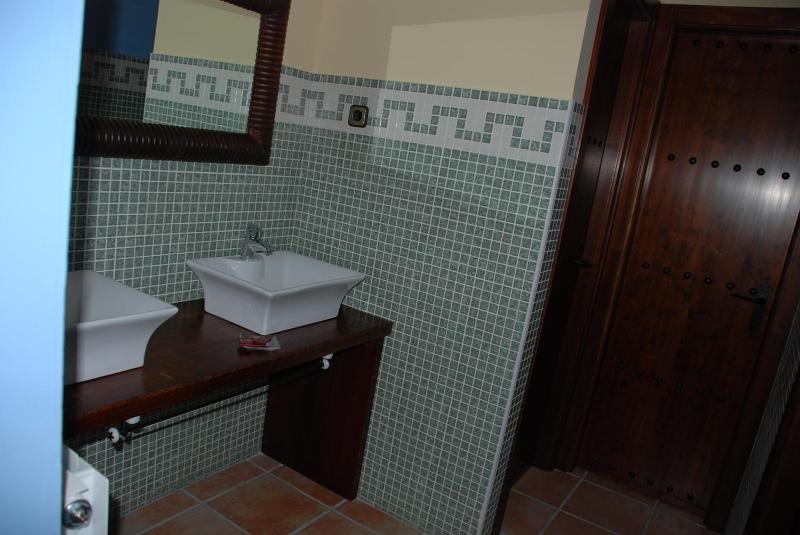 Quadruple Room image 4