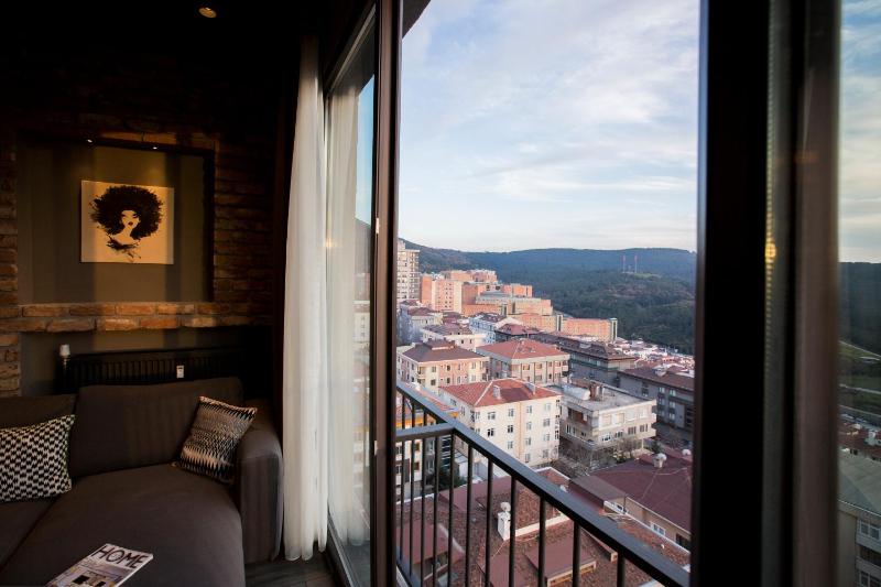 Corner Suite image 3