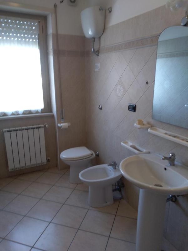 Quadruple Room image 3