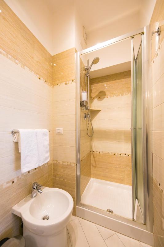 Suite with private Spa Bath and Sauna image 4