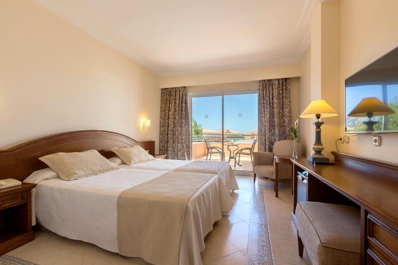 Double or Twin Room (2 Adults) image 2