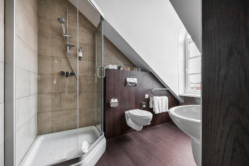 Amberton Cozy Hotel Kaunas - image 25