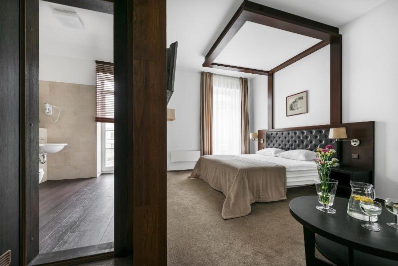 Amberton Cozy Hotel Kaunas - image 2