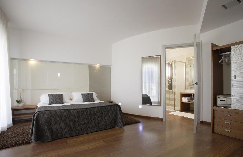 Park Hotel Ermitage Resort & Spa - image 21