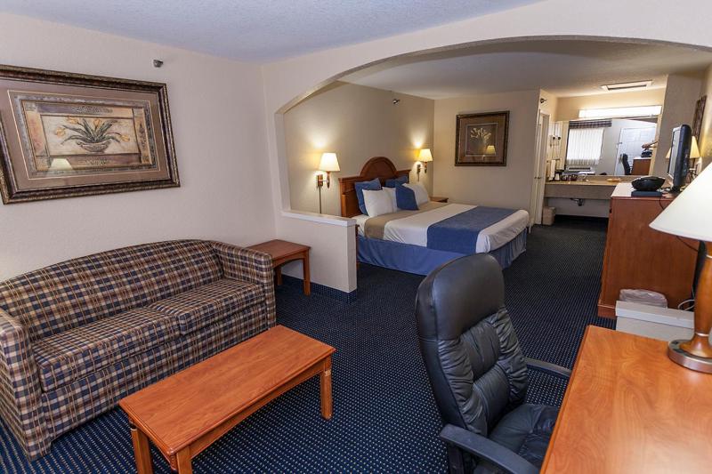 Downtowner Inn and Suites Monroe Rd - image 5