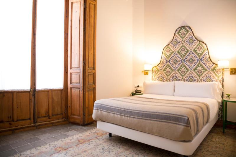 Superior Double Room image 4