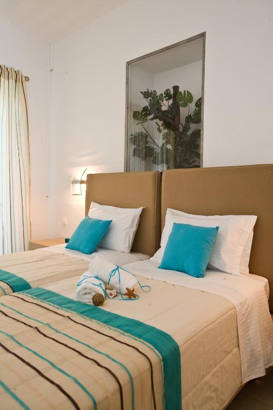 Standard Double or Twin Room with Sea View image 2