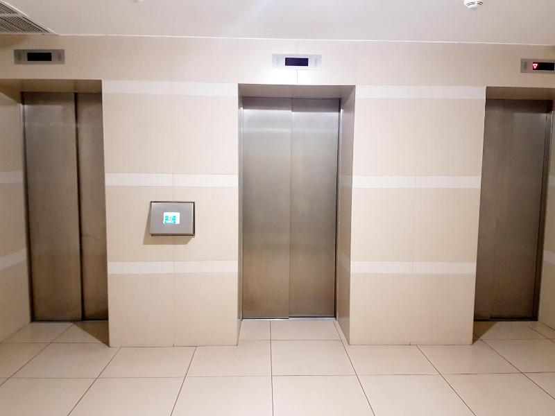 Most City Apart-Hotel - image 3