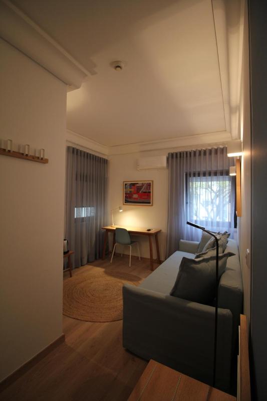 Standard Suite image 2