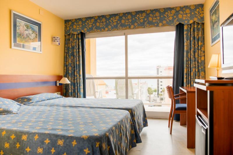 Hotel Biarritz - image 17
