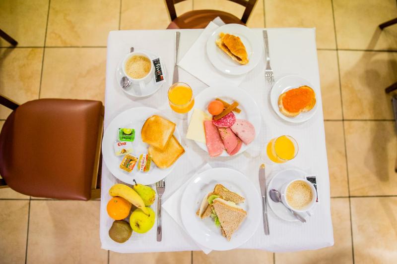 Hotel Biarritz - image 8