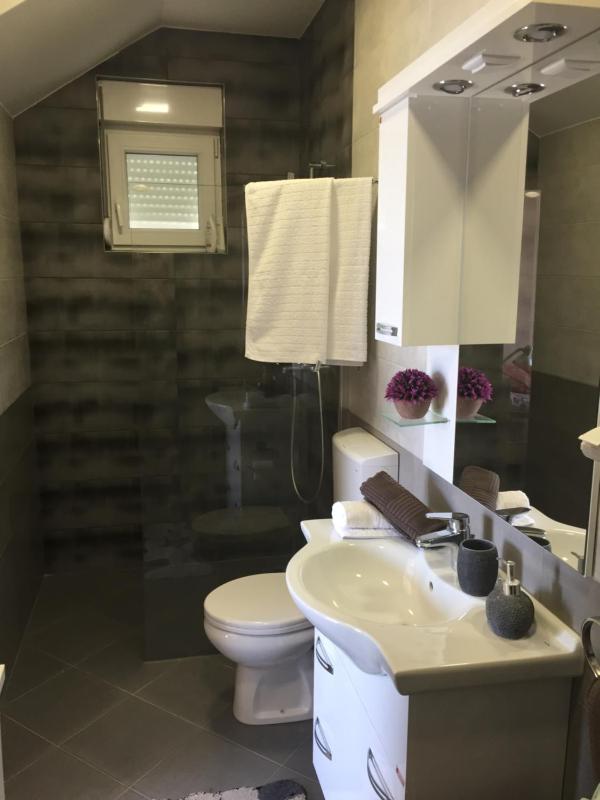 Double Room with Private Bathroom image 2