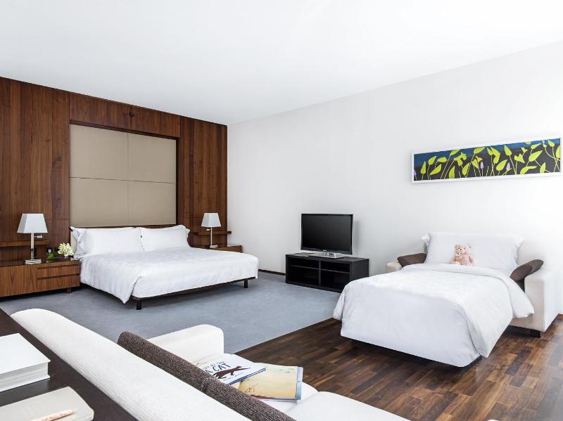 Junior Suite image 3