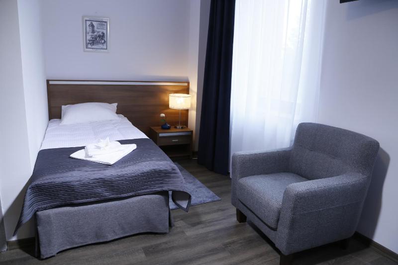 Standard Single Room image 1