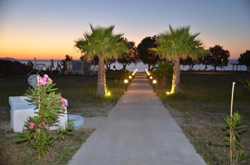 Costa Angela Seaside Resort - image 3