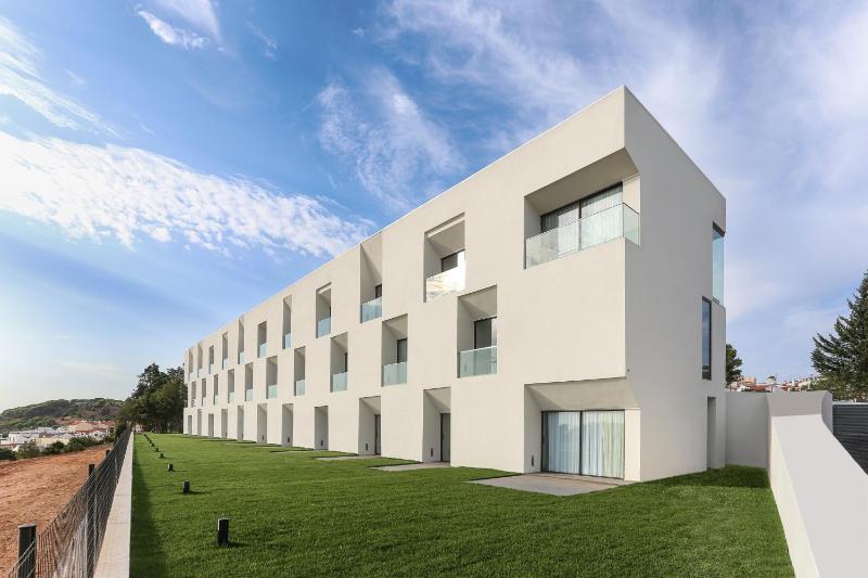 Deluxe Double Room image 4