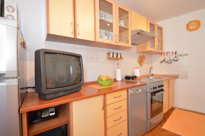 House Orhideja - image 13