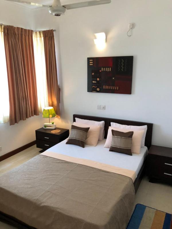 Hedges Court Residencies 2 Bed Room with En- suite baths 103 sqm spacious Apartment - image 6