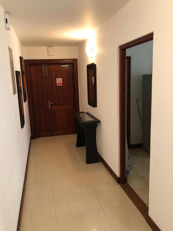 Hedges Court Residencies 2 Bed Room with En- suite baths 103 sqm spacious Apartment - image 9