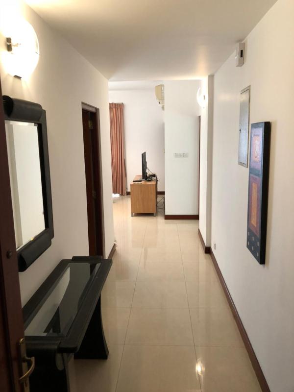 Hedges Court Residencies 2 Bed Room with En- suite baths 103 sqm spacious Apartment - image 15