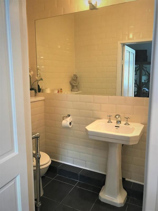 Standard Double  Room image 3