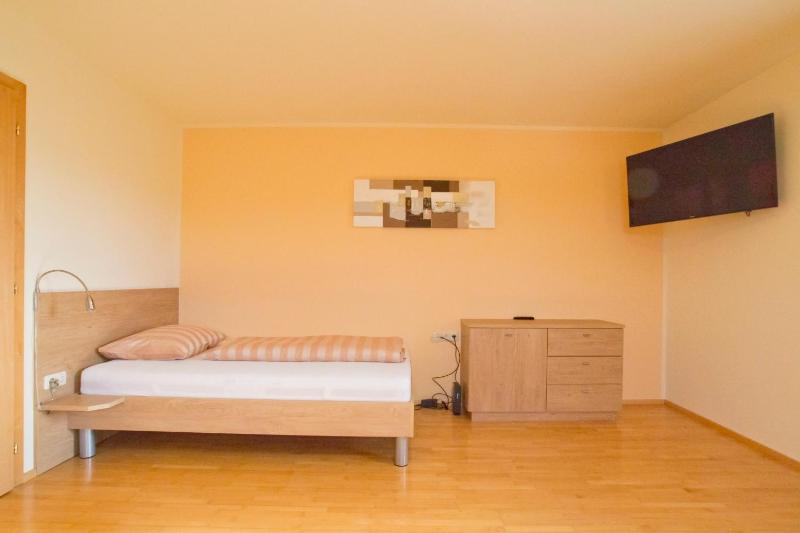 Apartment image 4