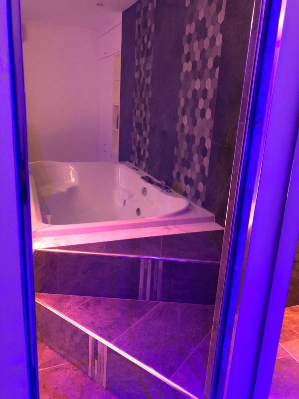Assisi Luxury SPA Suite - image 12