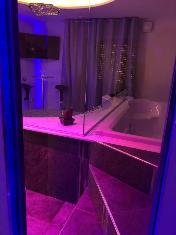 Assisi Luxury SPA Suite - image 14