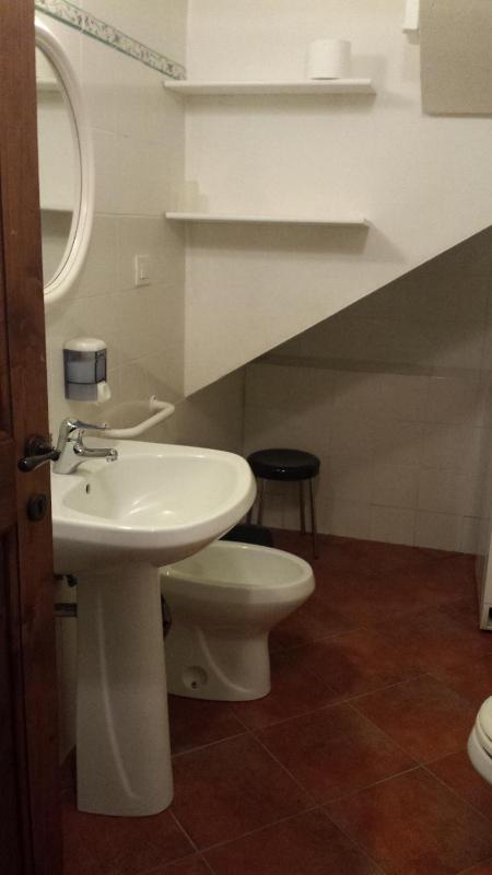Two-Bedroom Apartment - Split Level image 4