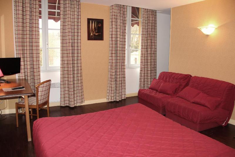 Triple Room image 2