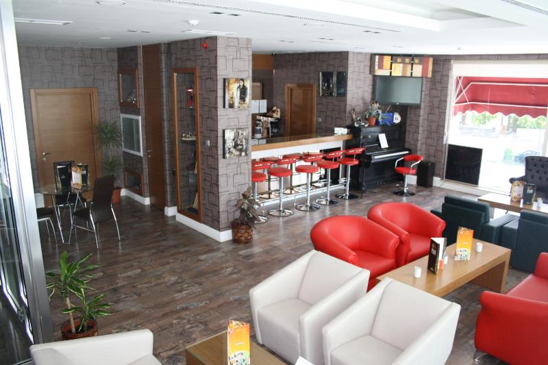 City Hotel Plovdiv FREE PARKING - image 20