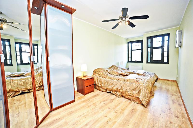 Deluxe Apartment image 3