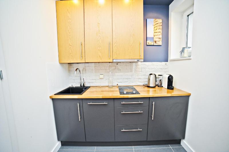 Amber Apartment by Grand Apartments - image 2