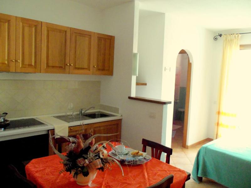 Studio with Balcony image 4