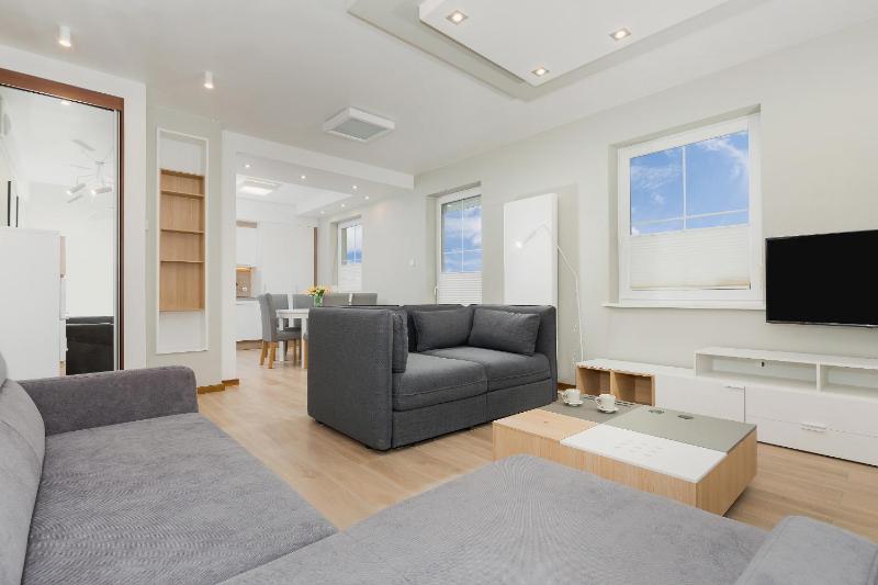 Apartment with Terrace image 3