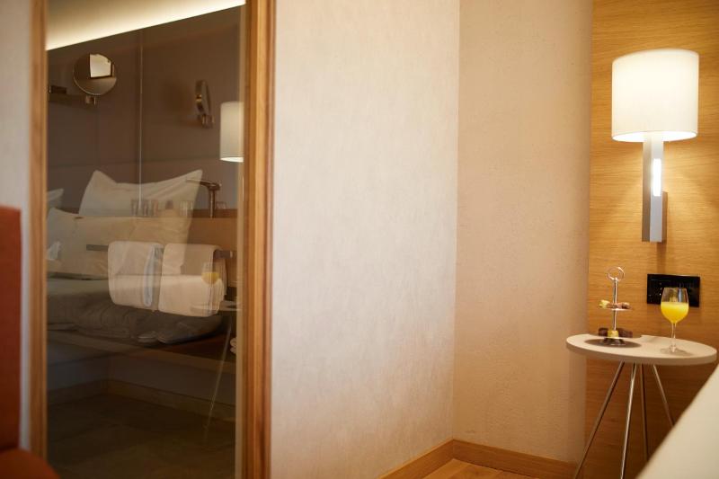Junior Suite image 2