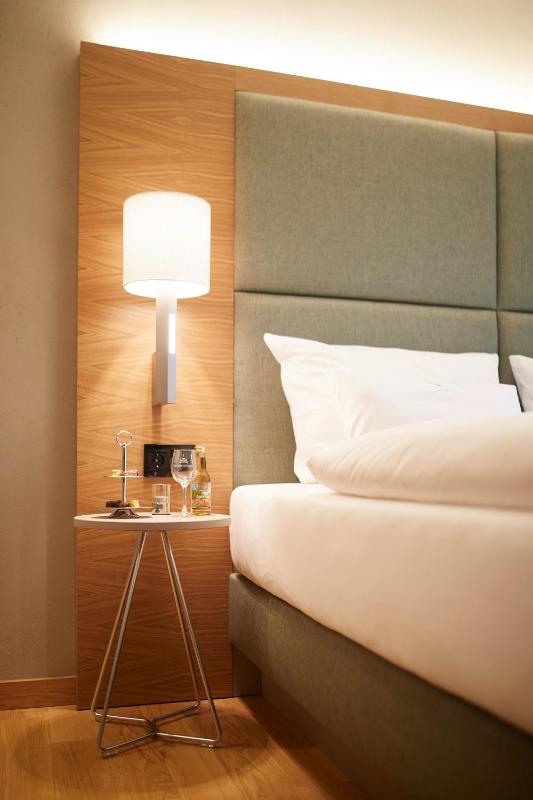 Double Room image 3