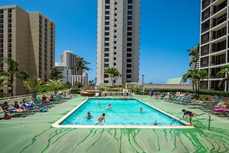 Sweetwater at Waikiki - image 12