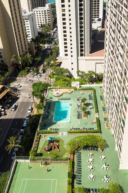 Sweetwater at Waikiki - image 2