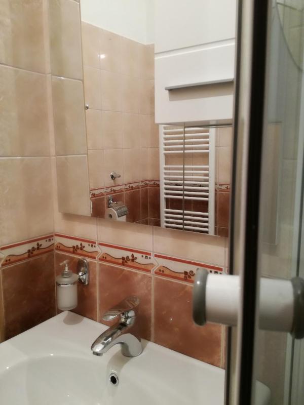 Standard Suite image 3