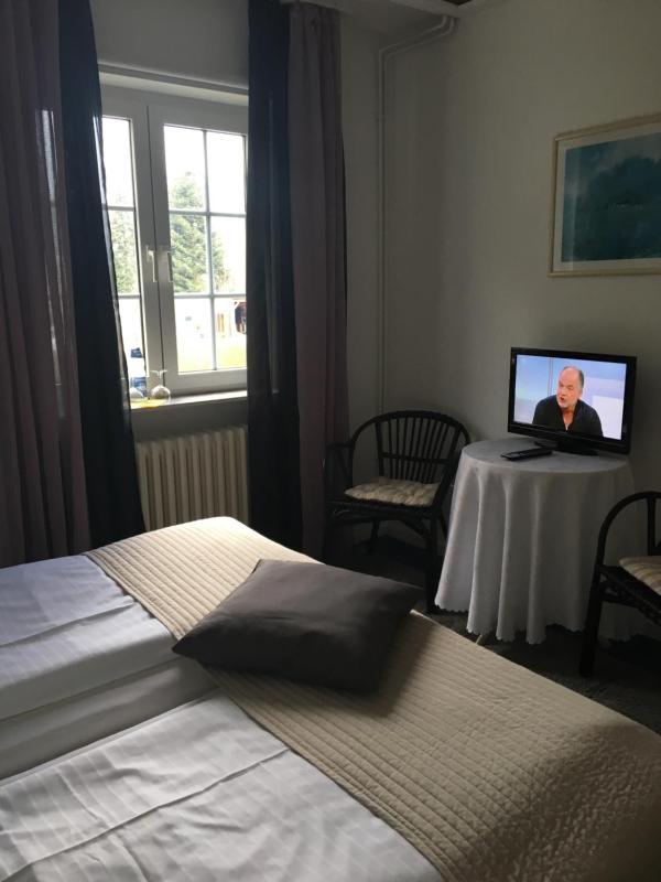 Small Double Room image 1