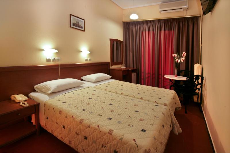 Family Room with Shower image 4