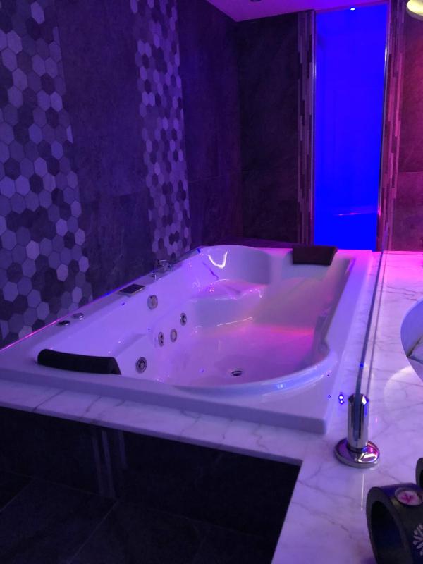 Assisi Luxury SPA Suite - image 45