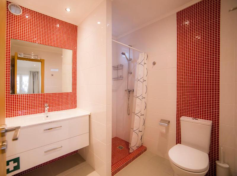 Studio Apartment image 2