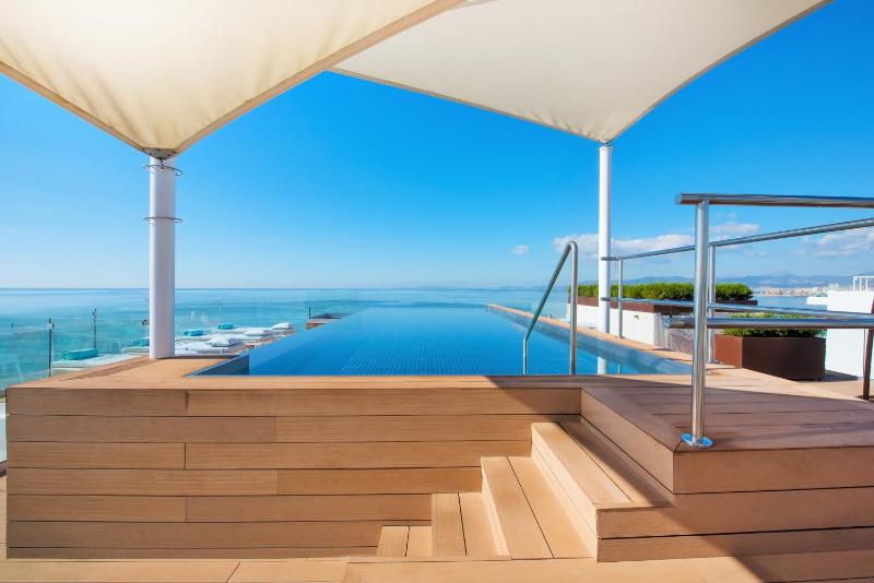 Star Prestige Junior Suite with Sea View image 4